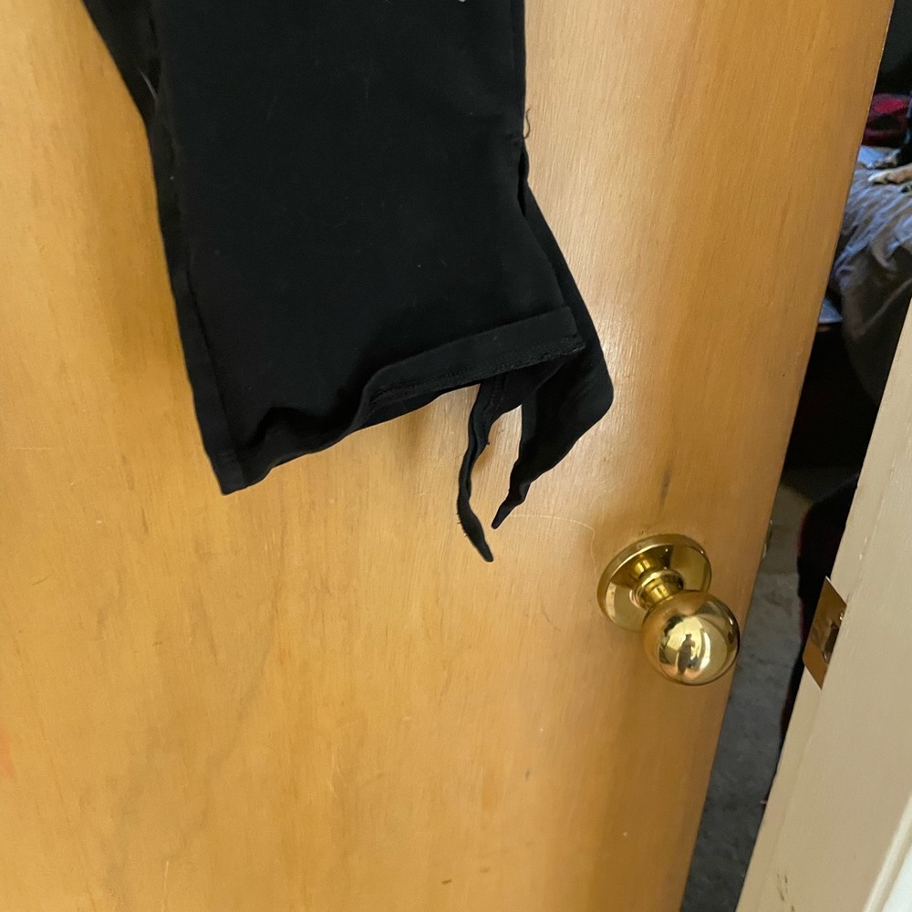 Ladies capris - Picture 3 of 6